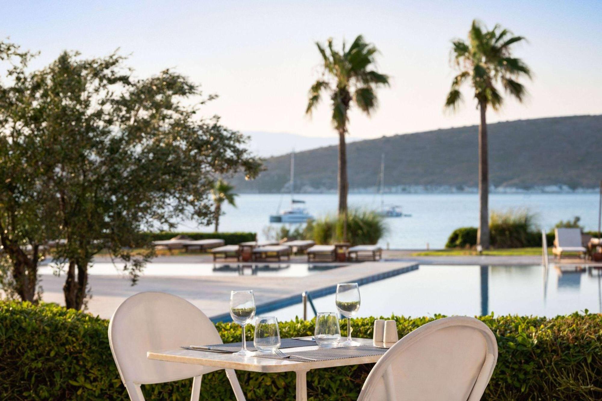 Doubletree By Hilton Cesme Alacati Beach Resort Extérieur photo