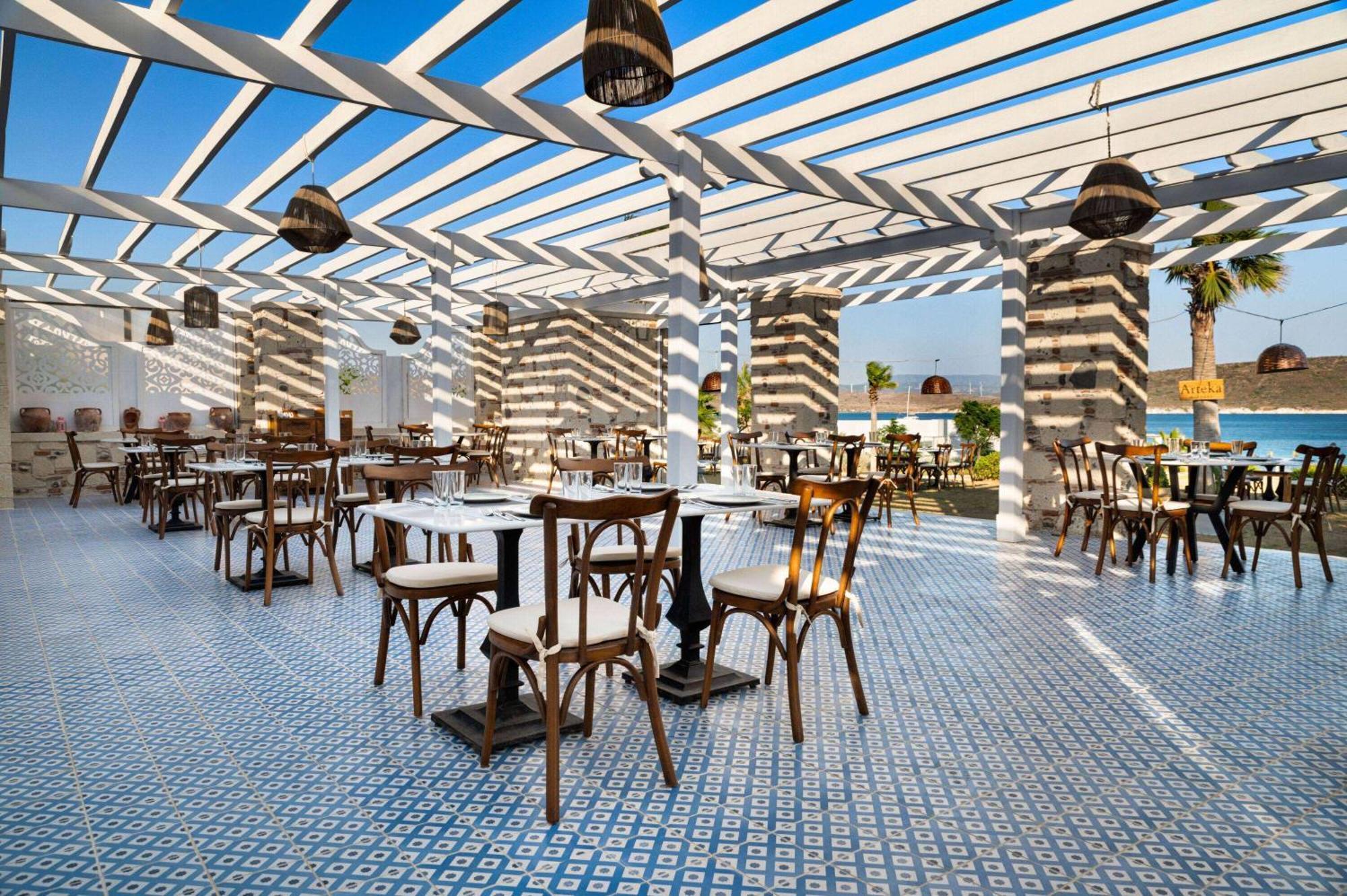 Doubletree By Hilton Cesme Alacati Beach Resort Extérieur photo