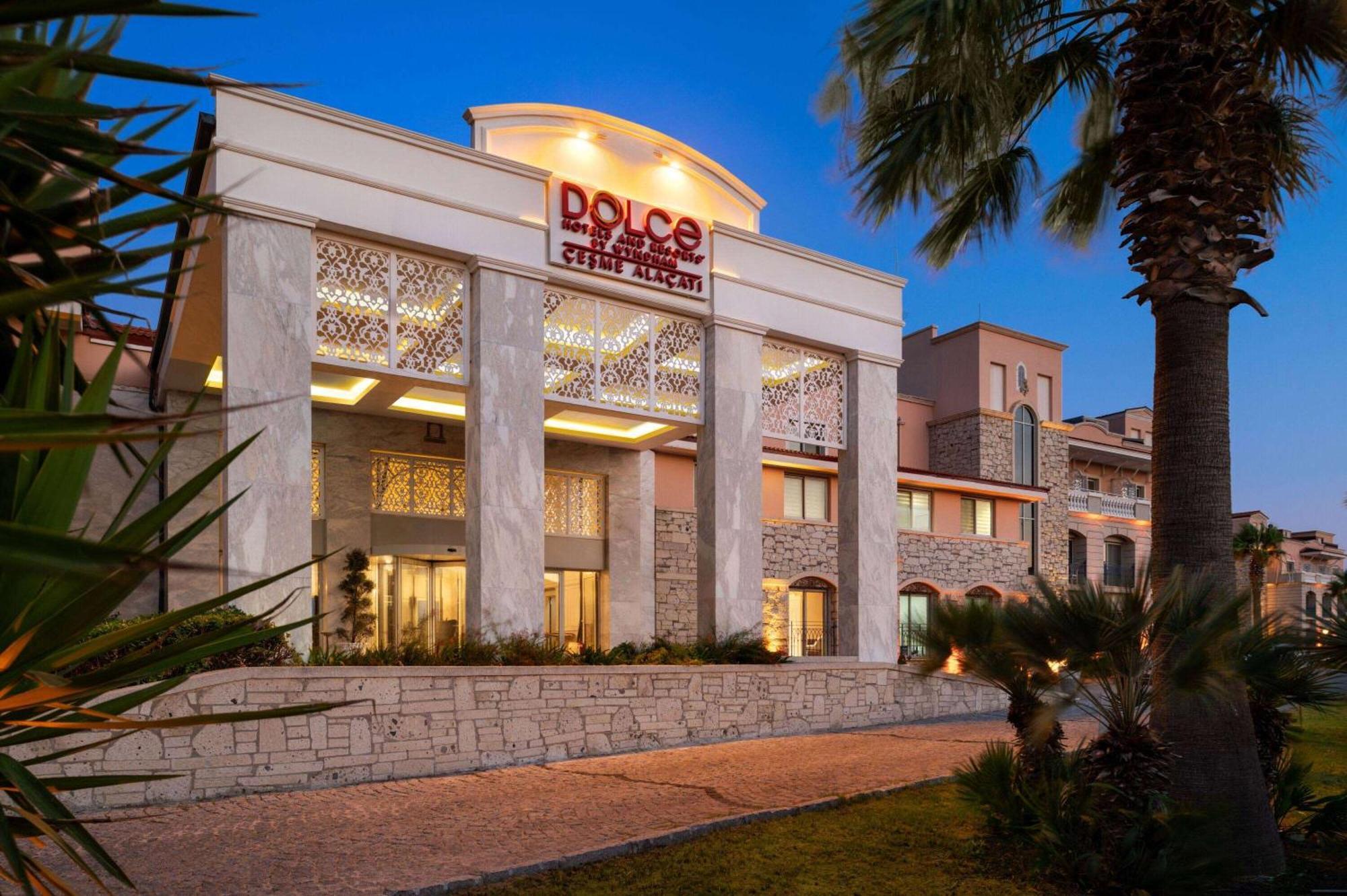 Doubletree By Hilton Cesme Alacati Beach Resort Extérieur photo