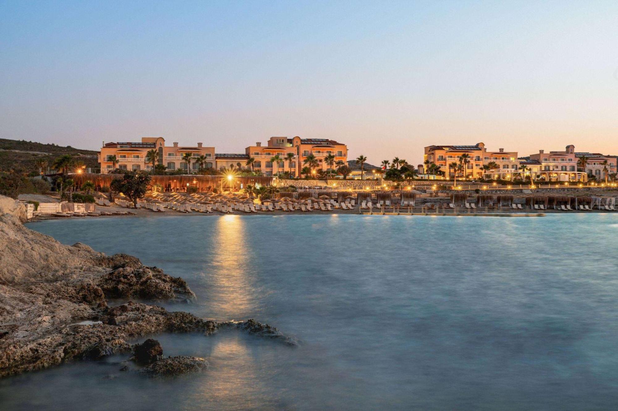 Dolce By Wyndham Cesme Alaçatı Extérieur photo