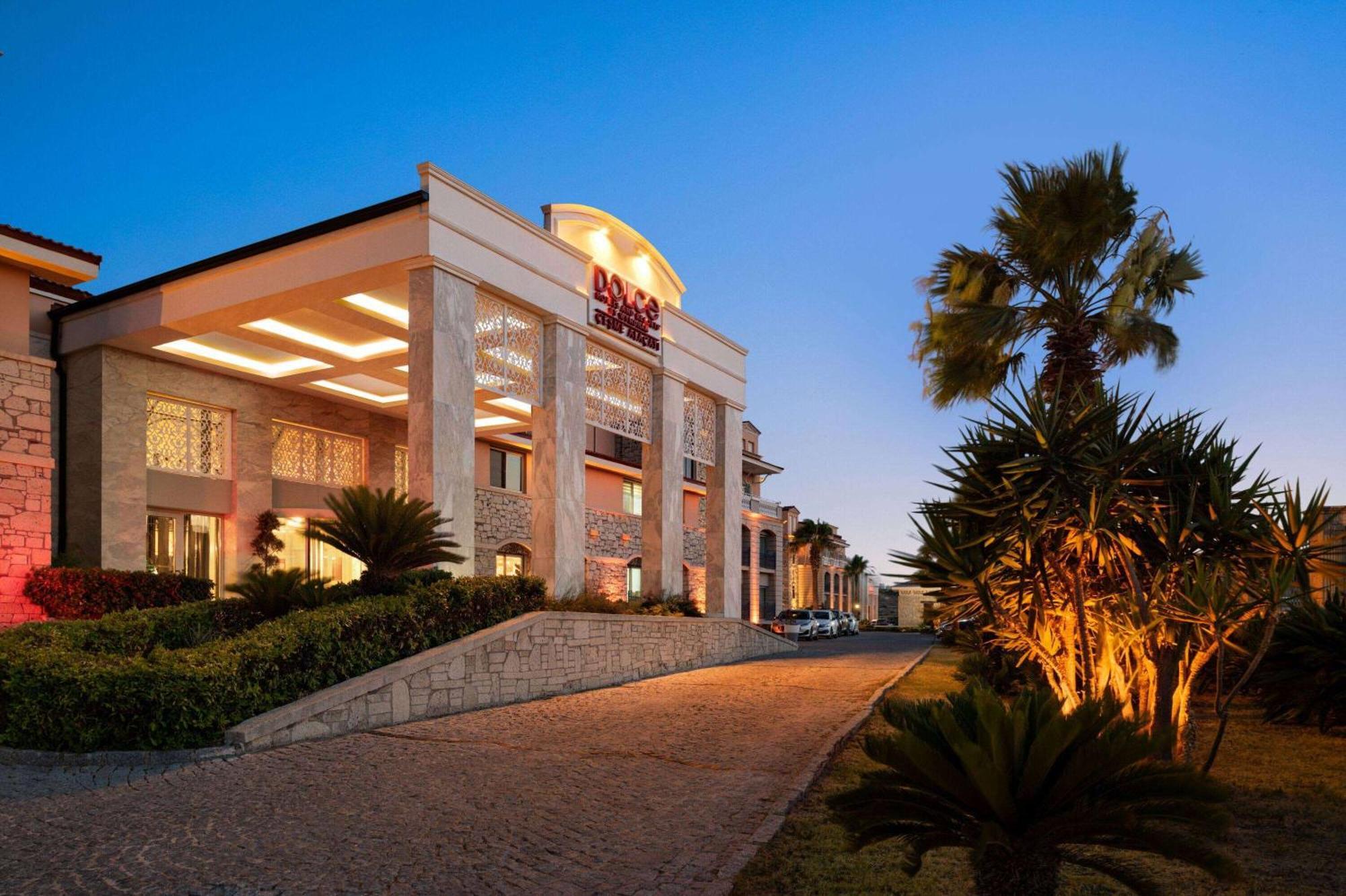 Doubletree By Hilton Cesme Alacati Beach Resort Extérieur photo